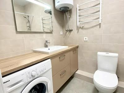 квартира за адресою Миколи Гулака вул., 4
