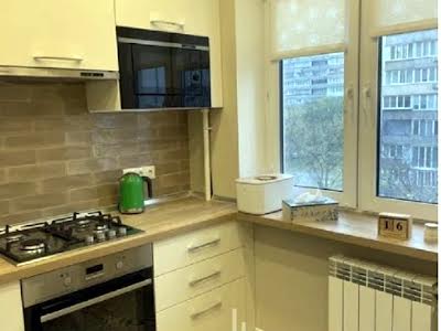 квартира за адресою Русанівський бульв., 5