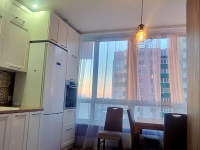 квартира за адресою Михайла Донця вул., 2а
