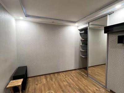 квартира по адресу Лузановская ул., 5а