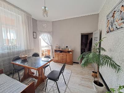 квартира по адресу Довженко ул., 13