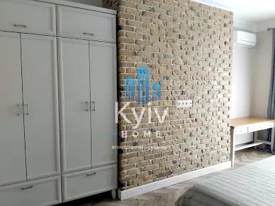 квартира за адресою Дегтярна вул., 7