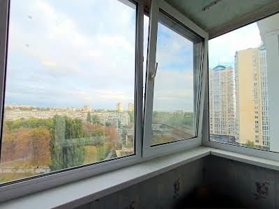 квартира по адресу Леся Курбаса просп., 7б