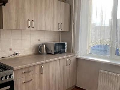 квартира за адресою Скрипника, 10