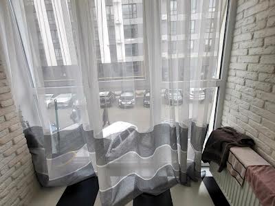 квартира по адресу Героев Майдана ул., 19а