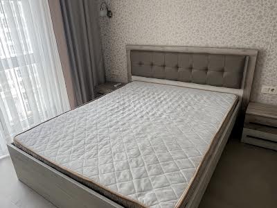 квартира за адресою Михайла Максимовича вул. (Онуфрія Трутенка), 24-В