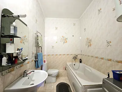 квартира за адресою Миколи Лаврухіна вул., 6