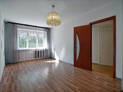 квартира за адресою заводська, 9