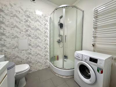 квартира за адресою Андрія Мельника вул., 10