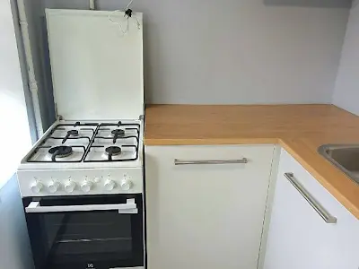 квартира по адресу Строителей ул., 17
