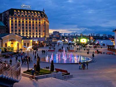 квартира за адресою Набережно-Хрещатицька вул., 7