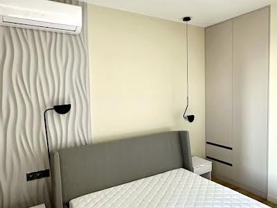 квартира за адресою Драгоманова вул., 31
