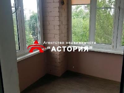 квартира за адресою Світла вул. (Будьонного), 14