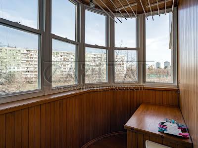 квартира по адресу Дарницкий бульв., 1