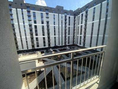 квартира за адресою Довженка, 31
