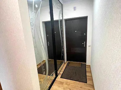 квартира за адресою Сім'ї Кульженків вул. (Петра Дегтяренка), 31-Б