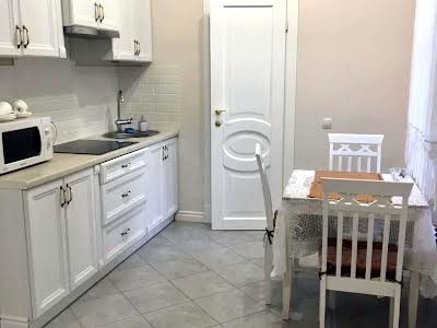 квартира по адресу Драгоманова ул., 3