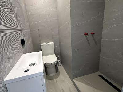 квартира за адресою Боголюбова вул., 42