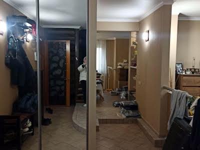 квартира за адресою Клочківська вул., 105а