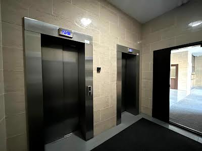 квартира за адресою Авіаконструктора Ігоря Сікорського вул. (Танкова), 4-г