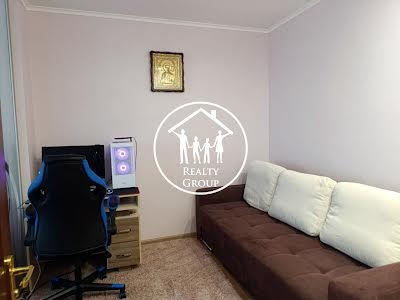 квартира за адресою Роксоляни вул., 43б