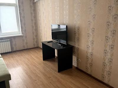 квартира за адресою Авіаконструктора Ігоря Сікорського вул. (Танкова), 4-Д