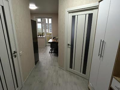 квартира за адресою Нижня Берегова вул., 2/2м