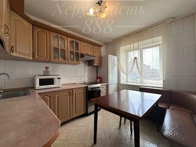 квартира за адресою Драгоманова вул., 31