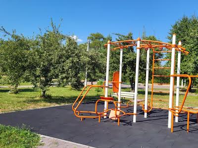участок по адресу Трояндова