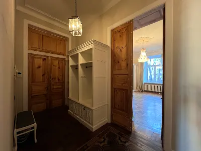 квартира по адресу Французский бульв., 11а