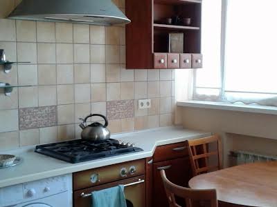 квартира за адресою Івана Мазепи вул. (Січневого Повстання), 3