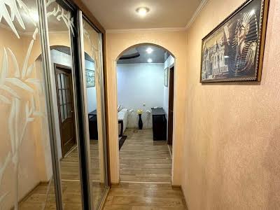 квартира за адресою Крушельницької пров. (Людмили Мокієвської), 7