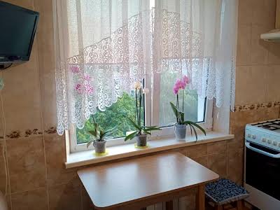 квартира за адресою Світла вул., 19