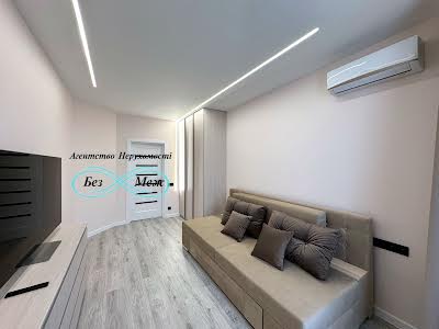квартира за адресою Боголюбова вул., 44