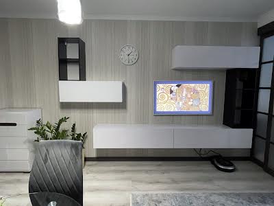 квартира за адресою Михайла Максимовича вул. (Онуфрія Трутенка), 24б