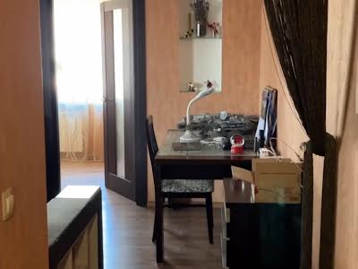 квартира за адресою Набережно-Хрещатицька вул., 35а
