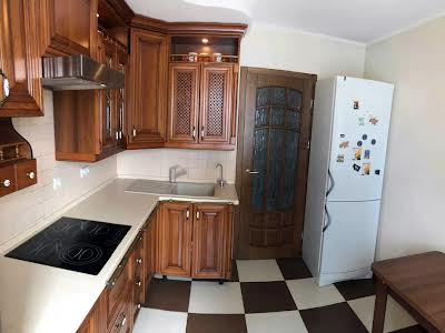 квартира по адресу Червоной Калины просп. (Владимира Маяковского), 72