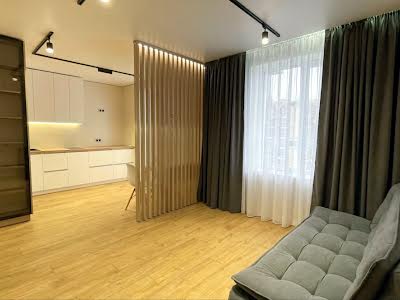 квартира за адресою Сімейна вул., 5