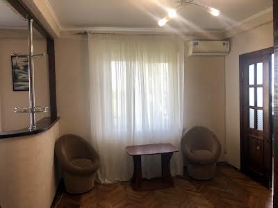 квартира за адресою Януша Корчака вул. (Баумана), 20-А