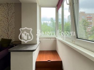 квартира за адресою Празька вул., 32