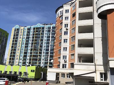 квартира за адресою Матвія Донцова вул. (Тургенєвська), 50