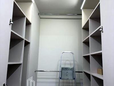 квартира по адресу Олександра Олеся ул., 5А