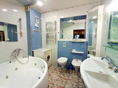 квартира по адресу Анны Ахматовой ул., 35-Б