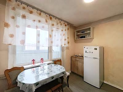 квартира по адресу Владимира Ивасюка просп. (Героїв Сталінграду), 9-А