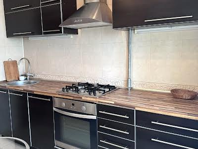 квартира по адресу Калиновая ул., 81