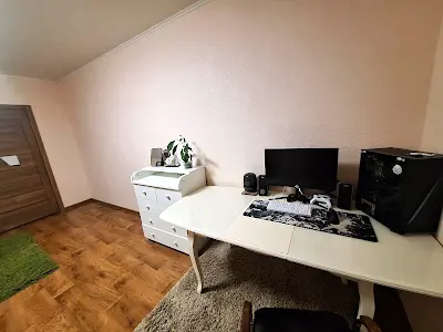 квартира за адресою Ревуцького вул., 54