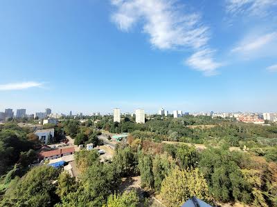 квартира за адресою Миколи Амосова вул., 2