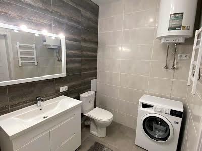 квартира за адресою Академіка Сахарова вул., 16