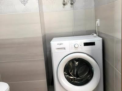 квартира за адресою Приладний пров., 10а