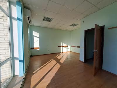 коммерческая по адресу Микулинецкая ул., 3А